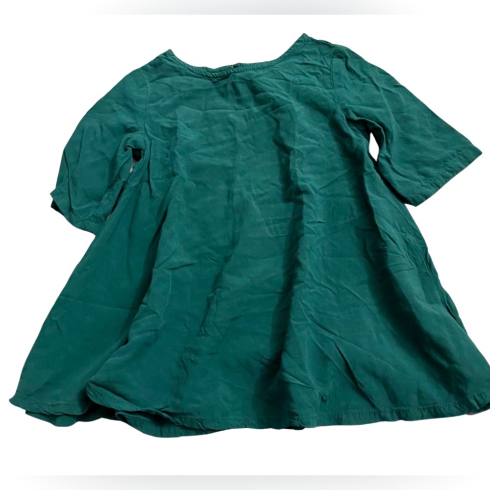 New Girls Old Navy blouse in green
